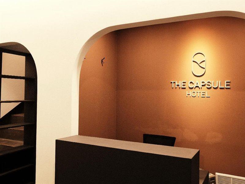 Хостел The Capsule Myeongdong Сеул Экстерьер фото