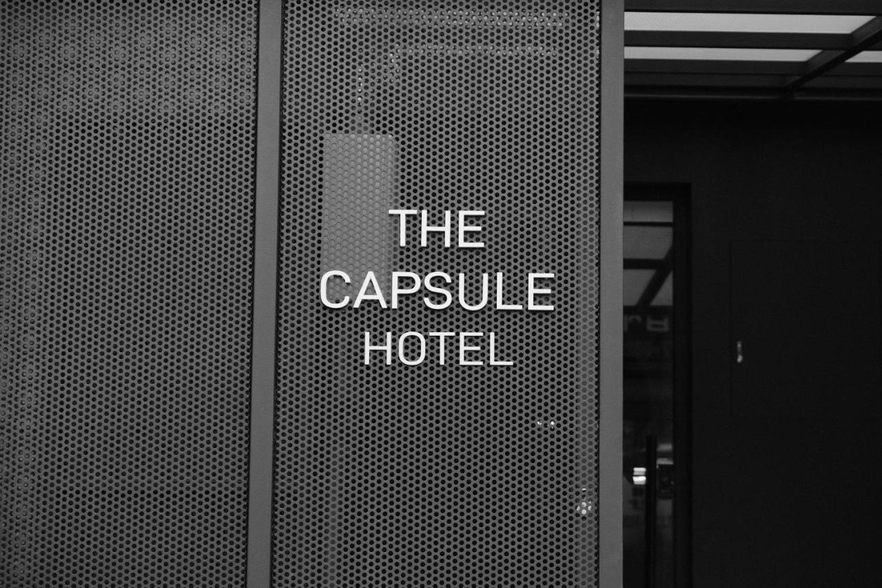 Хостел The Capsule Myeongdong Сеул Экстерьер фото